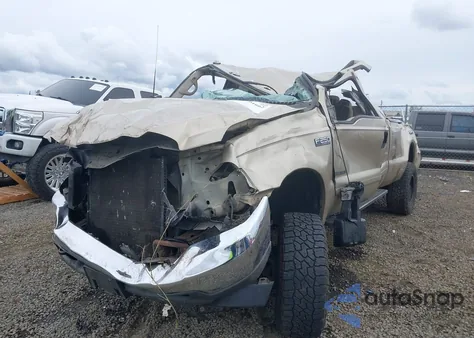 2001 Ford F-250 Lariat/Xl/Xlt z USA, uszkodzony, nr VIN 1FTNX21F71EB37067